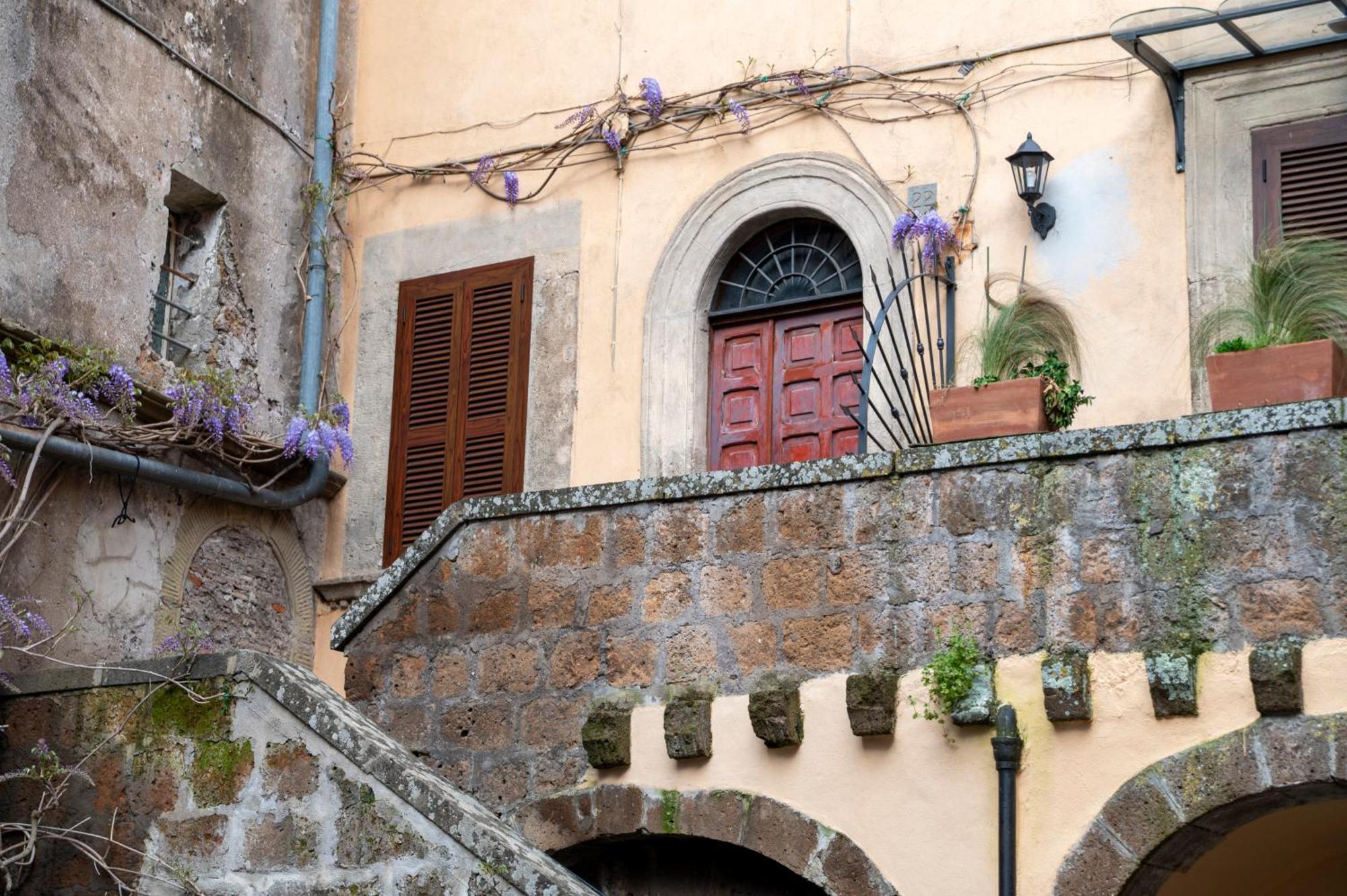 Centralissima Maison Di San Francesco, Unica E Accogliente! Sutri Luaran gambar